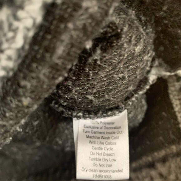 Fuzzy Sherpa Pullover XS - Picture 5 of 8